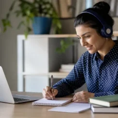 Top 10 Best Online Colleges With Financial Aid In USA